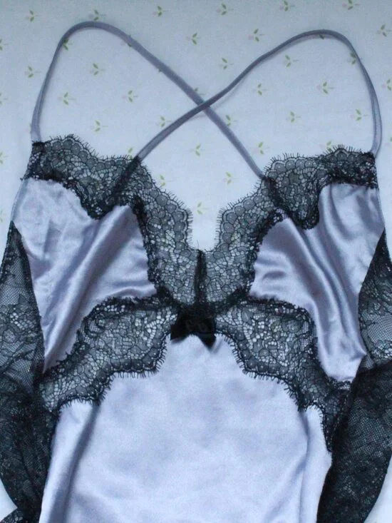 victoria’s secret gray/lavender satin lace slip - Picture 4 of 7